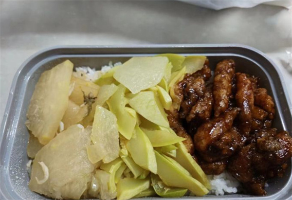 饭香老饭盒加盟