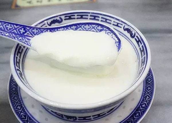 黄氏正轩牛奶甜品加盟