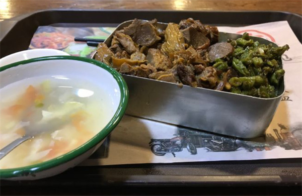 肥灶.1988老饭盒加盟