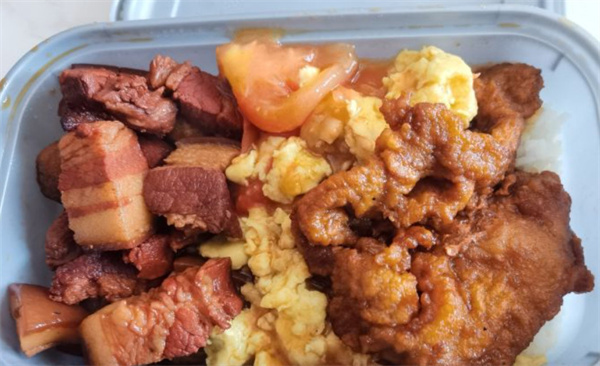 饭香老饭盒加盟