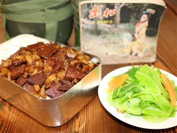 湘厨老饭盒加盟