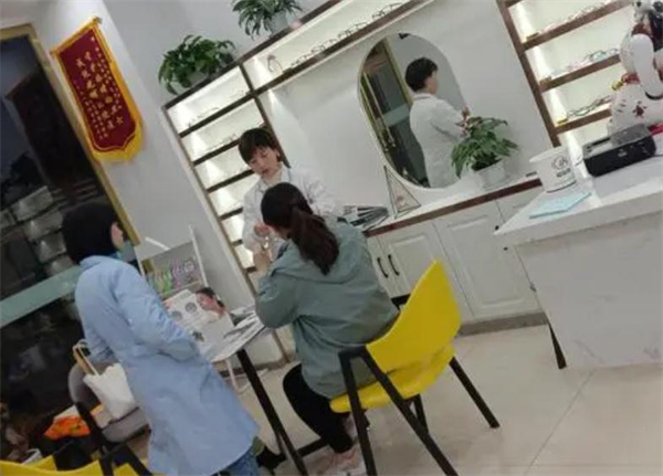 视力矫正连锁加盟