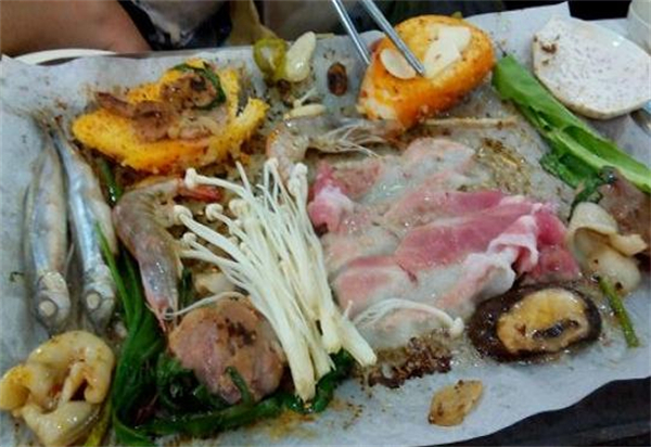 纸上自助烤肉加盟