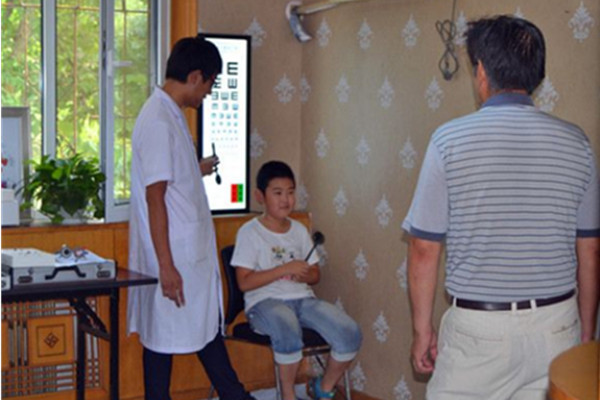眼依视视力矫正中心加盟
