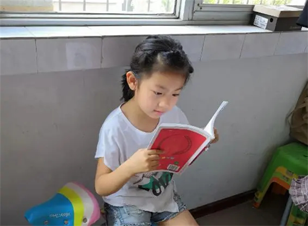 亲子教育加盟