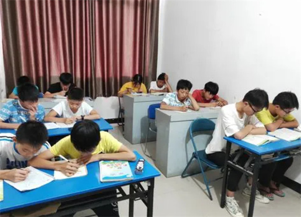 辅导班加盟