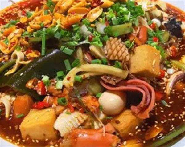 英晨冒菜火锅式麻辣烫加盟