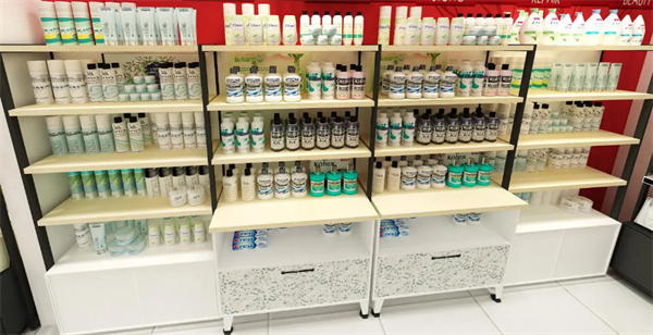 连锁化妆品店加盟