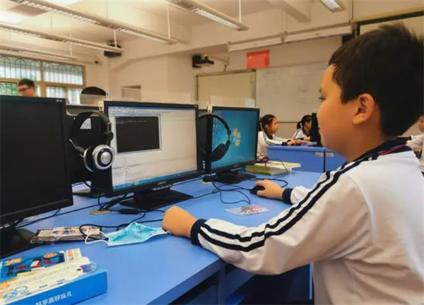 少儿编程班加盟
