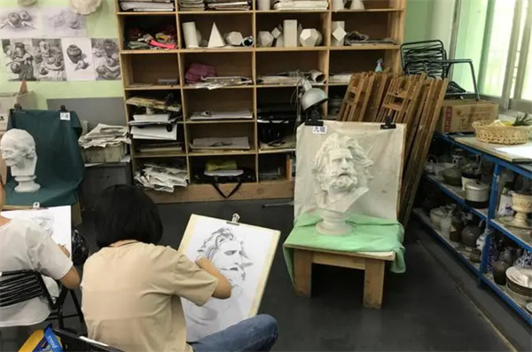 博育画室加盟