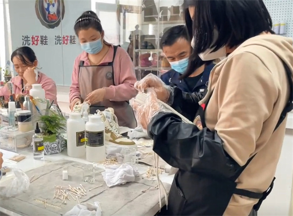 一休洗鞋店加盟