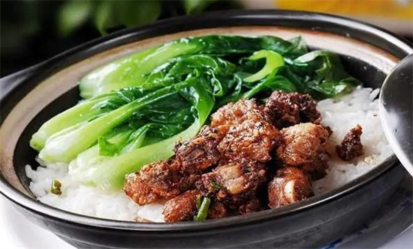 煲上皇煲仔饭加盟