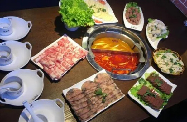 绝对牛火锅加盟