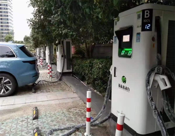 电动汽车充电桩