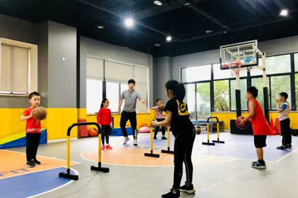 青少年体能训练机构加盟