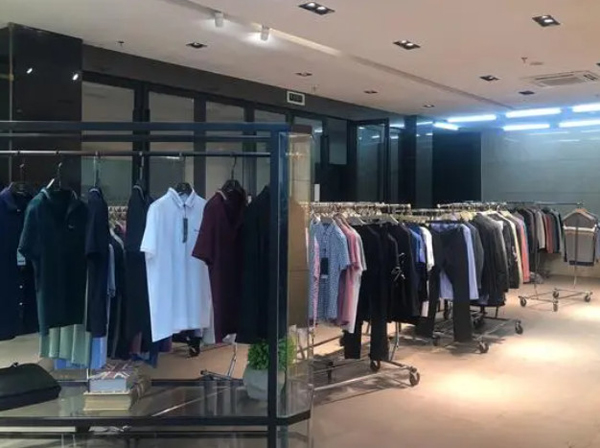 太子龙男装加盟