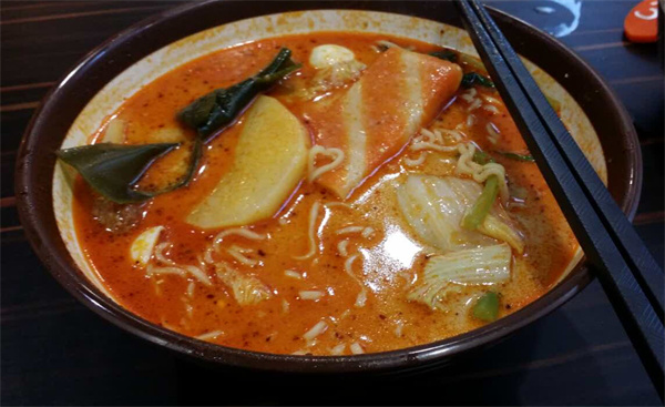 阿婆麻辣烫加盟