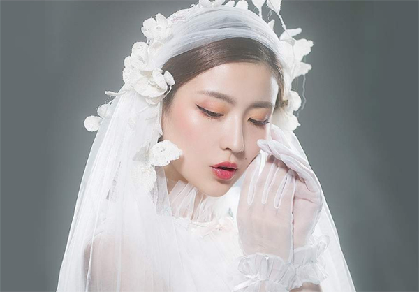 集红堂彩妆培训学校加盟