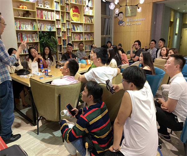 锦囊电竞酒店加盟