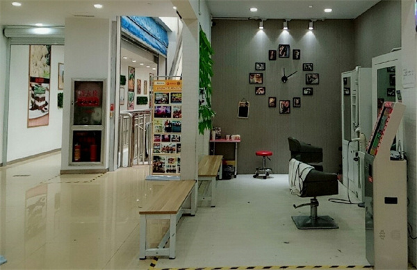 理发快剪店加盟