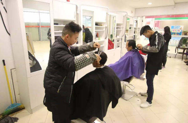 十元理发店加盟