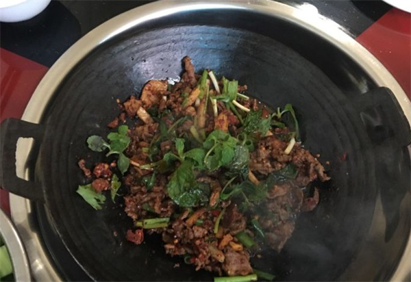 马老五麻辣牛肉火锅加盟