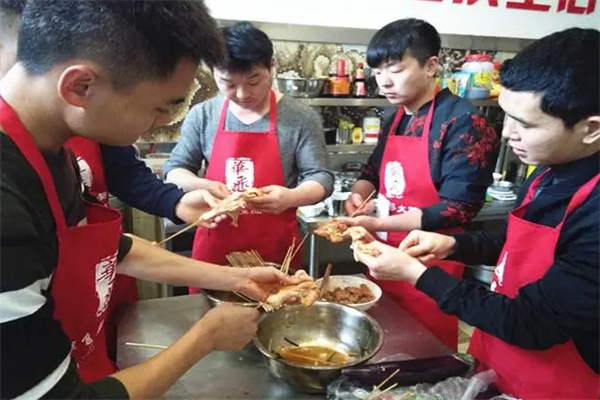 华飞餐饮培训加盟