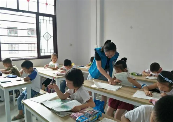 小学生作文辅导班加盟