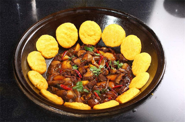 黑土风情铁锅炖加盟