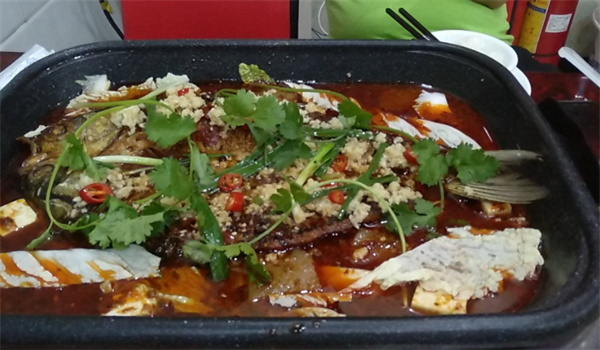 渝味青柠椒酸菜鱼烤鱼鸡公煲加盟
