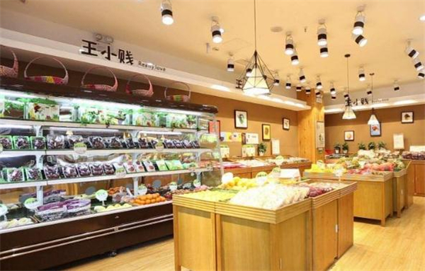王小贱鲜果零食店加盟