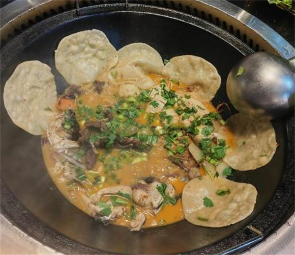 鱼咬羊龙虾馆地锅鸡加盟