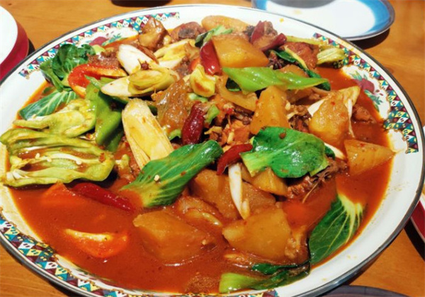 天山情缘新疆菜加盟