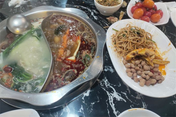 马永贞酱骨头自助火锅加盟