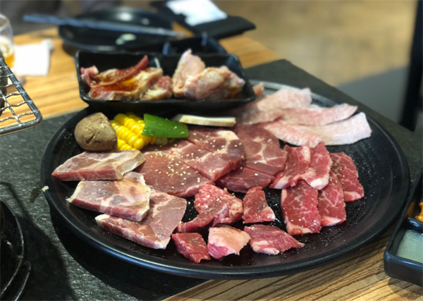 大馥炭火烤肉酒场加盟