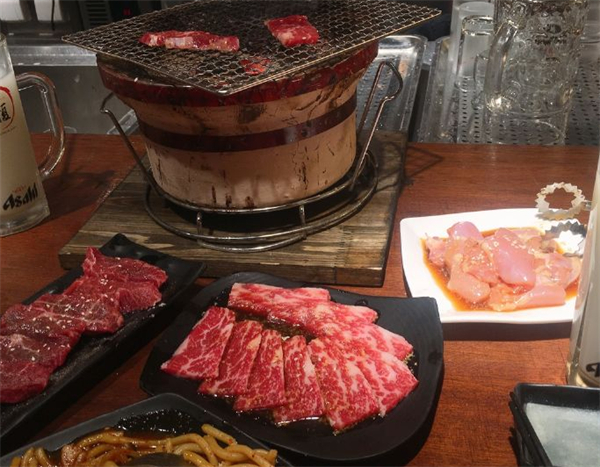大馥炭火烤肉酒场加盟