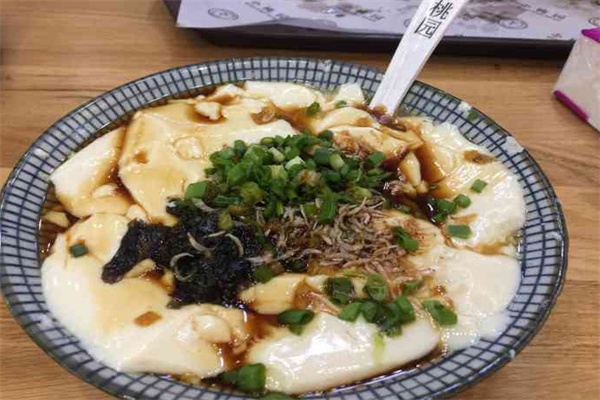 小桃园早餐加盟