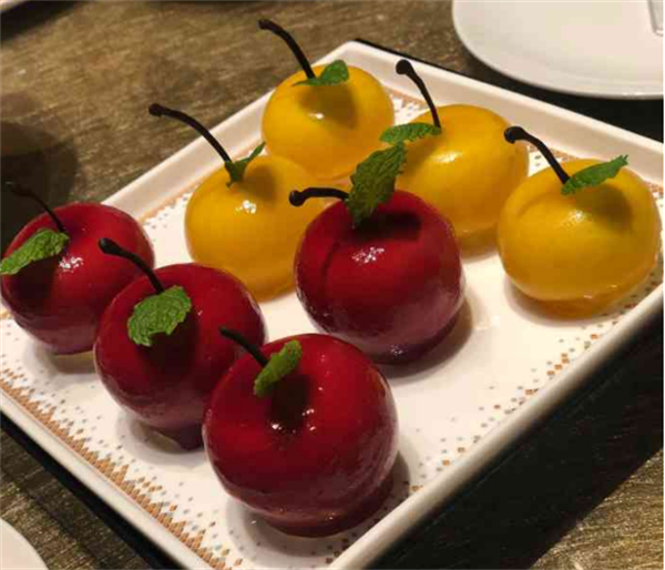 悦泰环球美食自助加盟