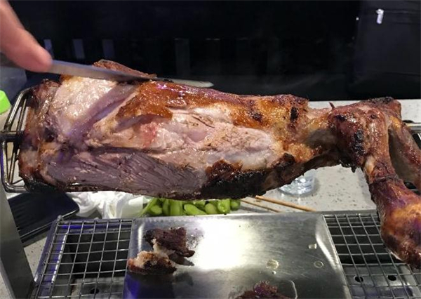 大漠狼来了碳烤羊腿加盟