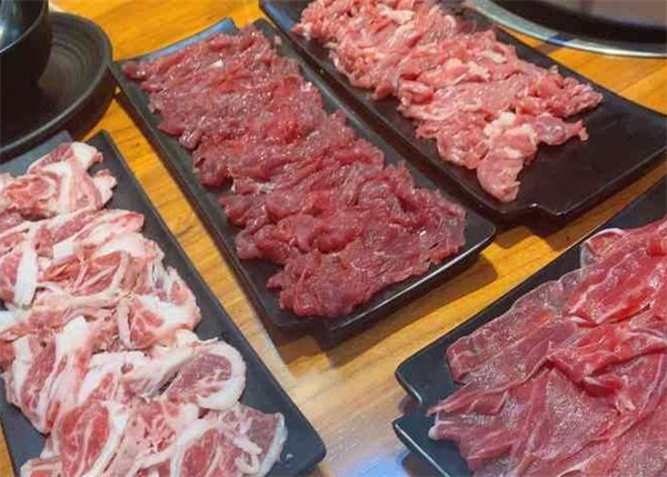 牛本道鲜牛肉火锅加盟