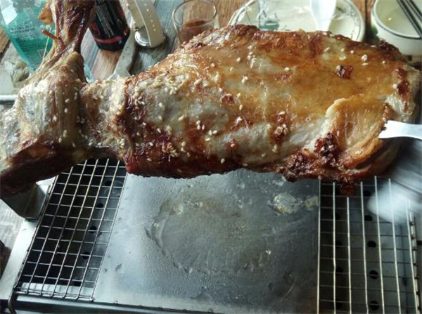 大漠狼来了碳烤羊腿加盟