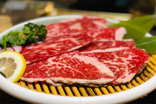 彭妈家岩物炙烤肉加盟