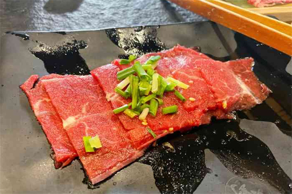 贺野自助炭火烤肉