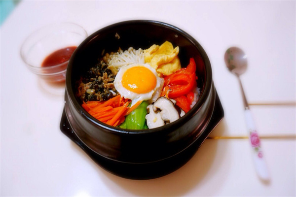 石锅拌饭加盟