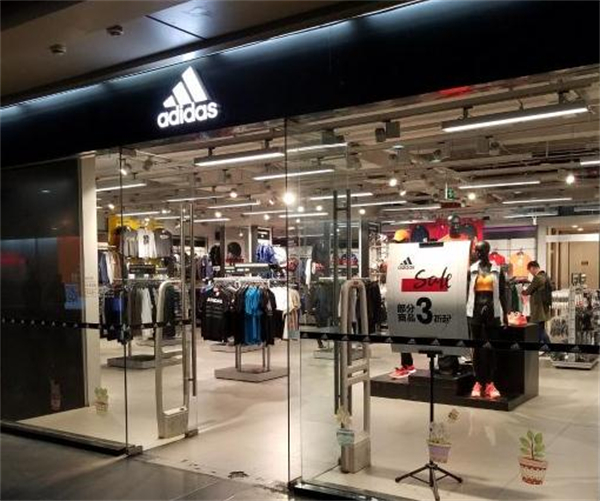 阿迪达斯折扣店加盟