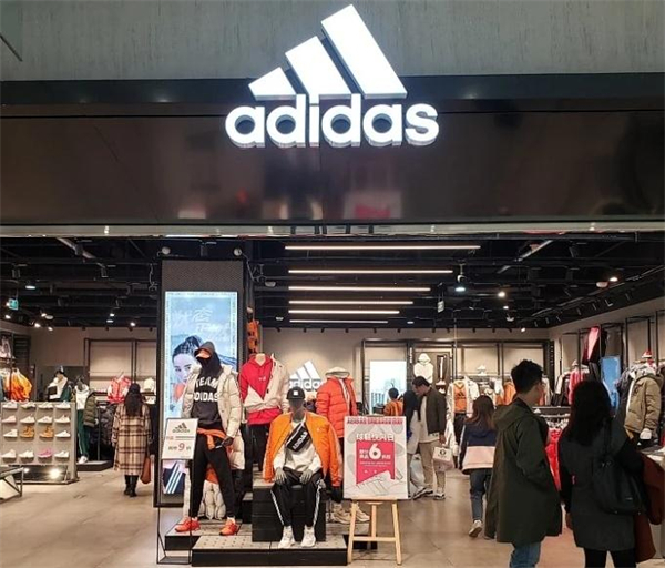 阿迪达斯折扣店加盟
