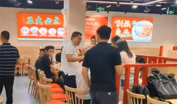 十八碗湘菜加盟
