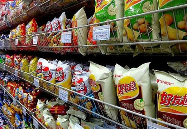 自由自在零食加盟