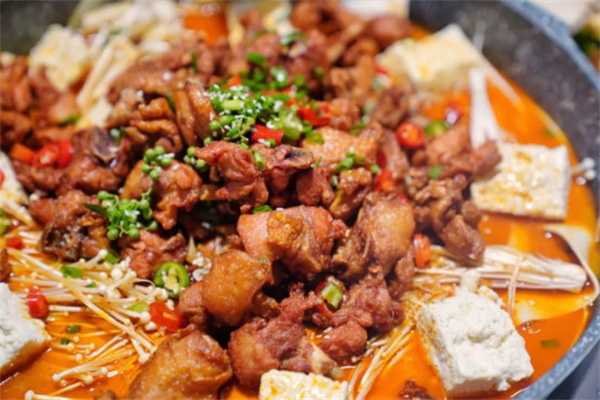 藤椒豆花鸡:传统与现代的完美结合