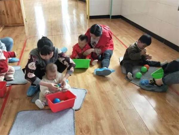 亲子早教加盟